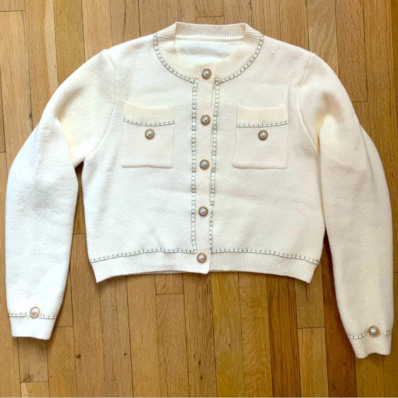Cream Cardigan with pearl buttons in Small - Picture 1 of 7